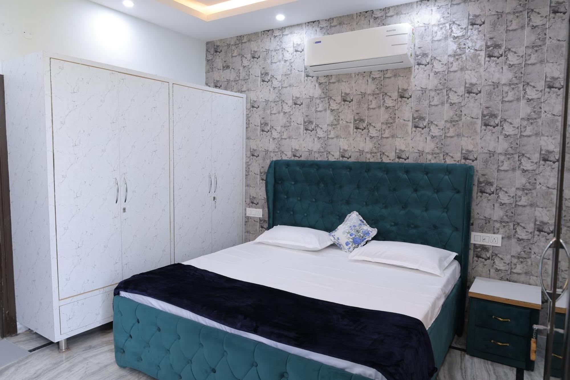 Aaranya Nivas 4bhk Apartment Chandigarh
