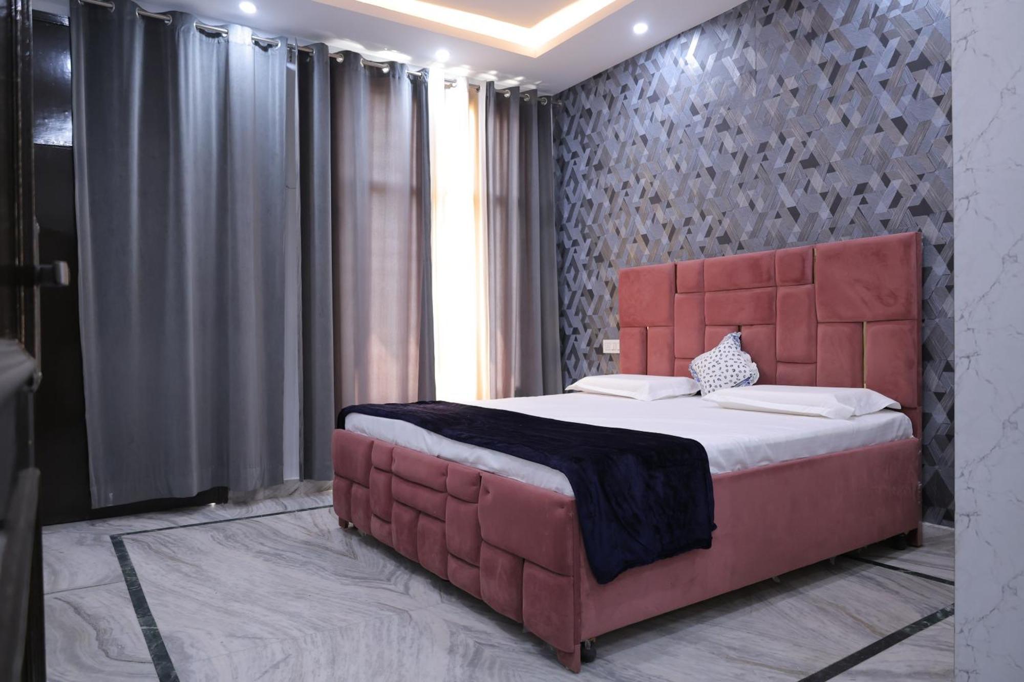 Aaranya Nivas 4bhk Apartment
